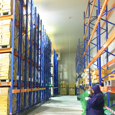 電動移動式パレットラック レール誘導 地上トラック誘導 オープンタイプ 電動移動ラック 倉庫保管ラック